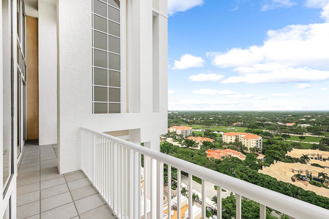 7117 Pelican Bay Blvd #1801, Naples, FL 34108