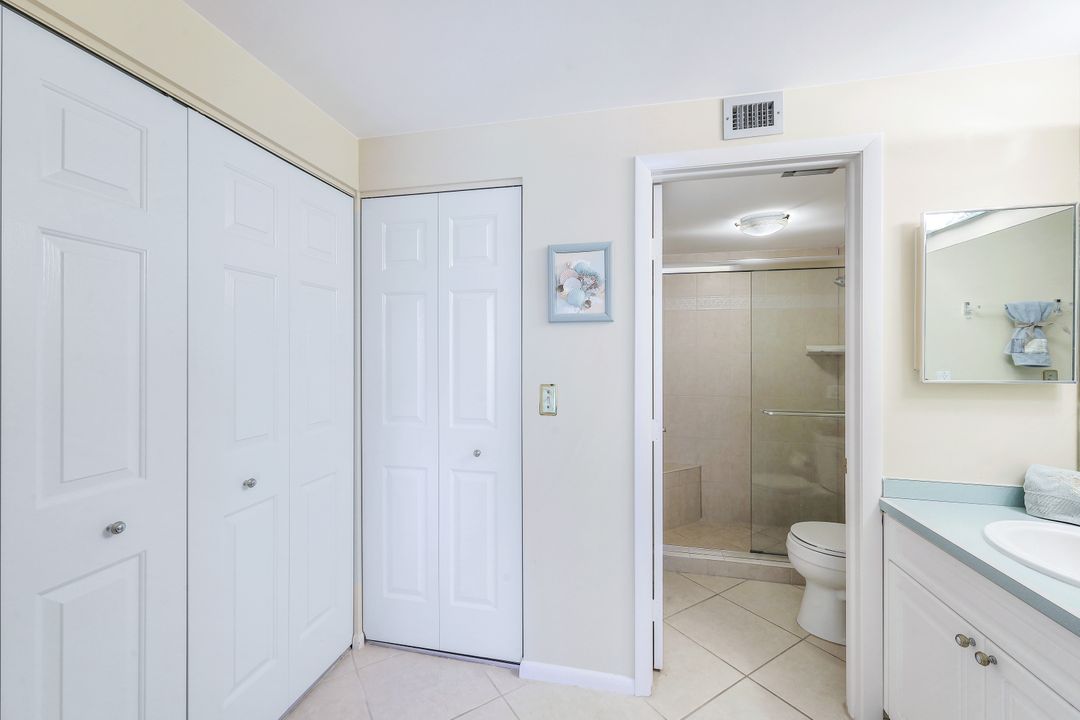 320 Seaview Ct #310, Marco Island, FL 34145