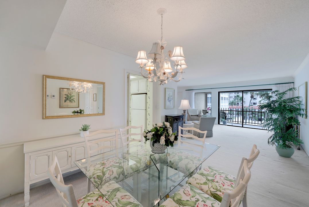 3399 Gulf Shore Blvd N #509, Naples, FL 34103