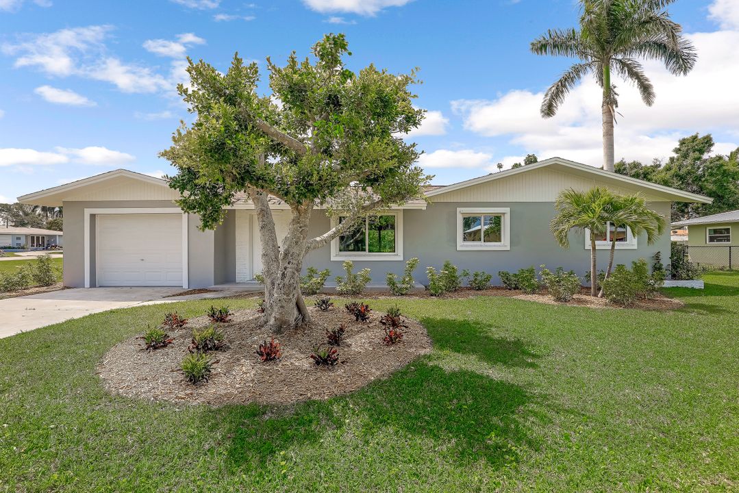 164 Coral Dr, Fort Myers, FL 33905