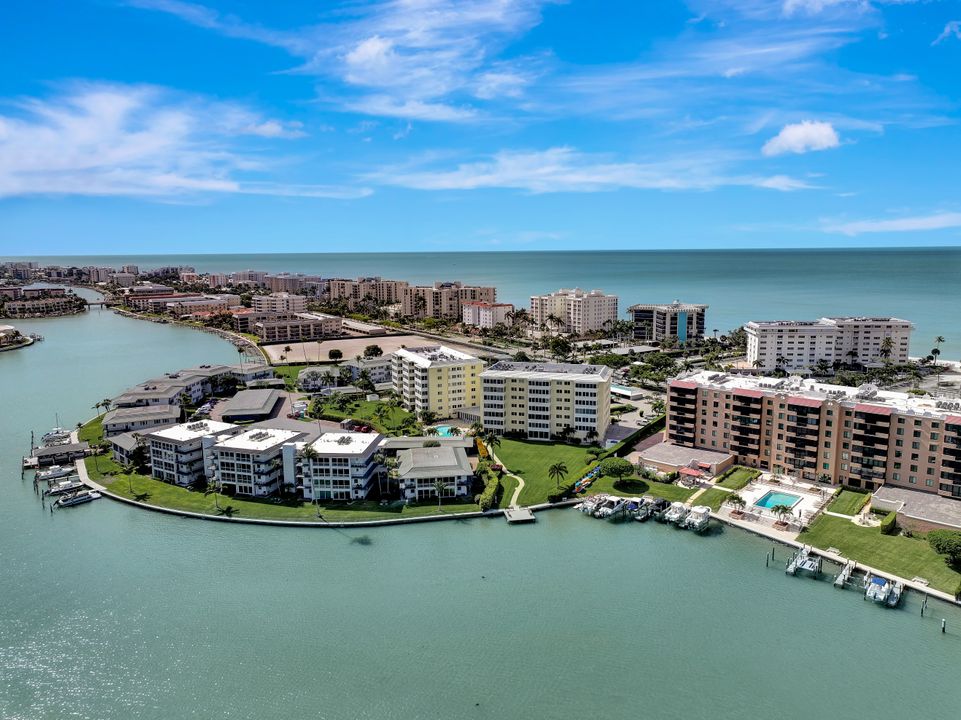 3420 Gulf Shore Blvd N #21, Naples, FL 34103