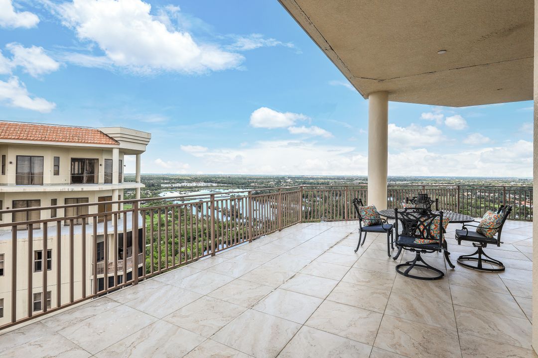 14300 Riva Del Lago Dr  #2201, Fort Myers, FL 33907