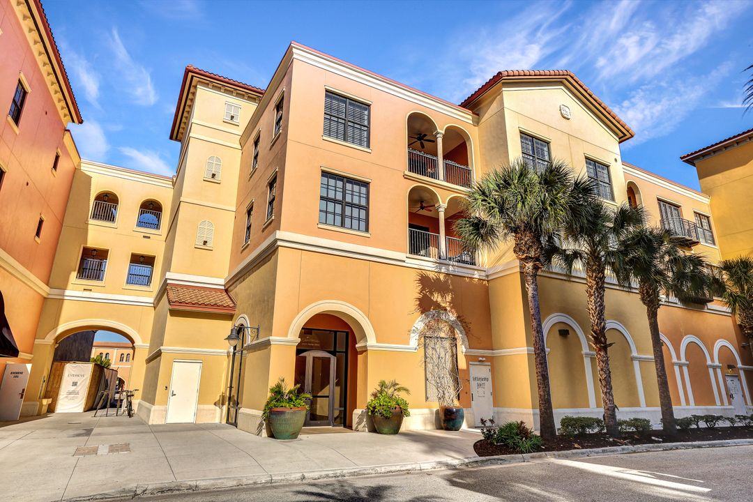 23151 Fashion Dr #309, Estero, FL 33928