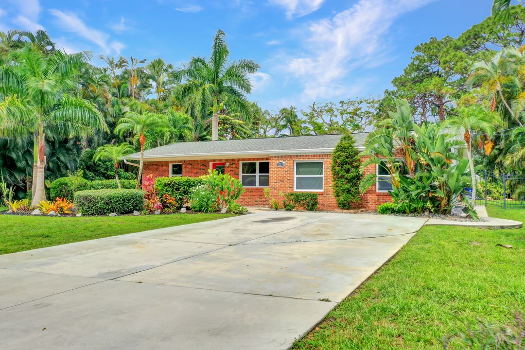 27295 Tennessee St, Bonita Springs, FL 34135