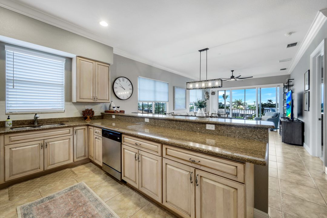 1713 Beach Pkwy #301, Cape Coral, FL 33904