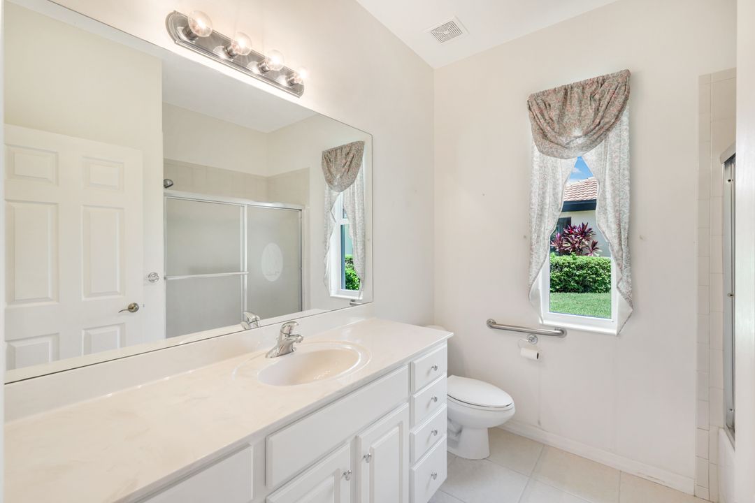 3768 Baldwin Ln, Naples, FL 34116