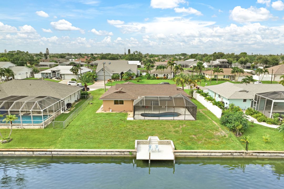 1111 SE 3rd St, Cape Coral, FL 33990