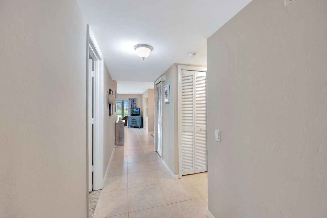 7340 Glenmoor Ln #3105, Naples, FL 34104