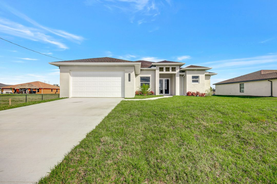 4003 NE 21st Pl, Cape Coral, FL 33909