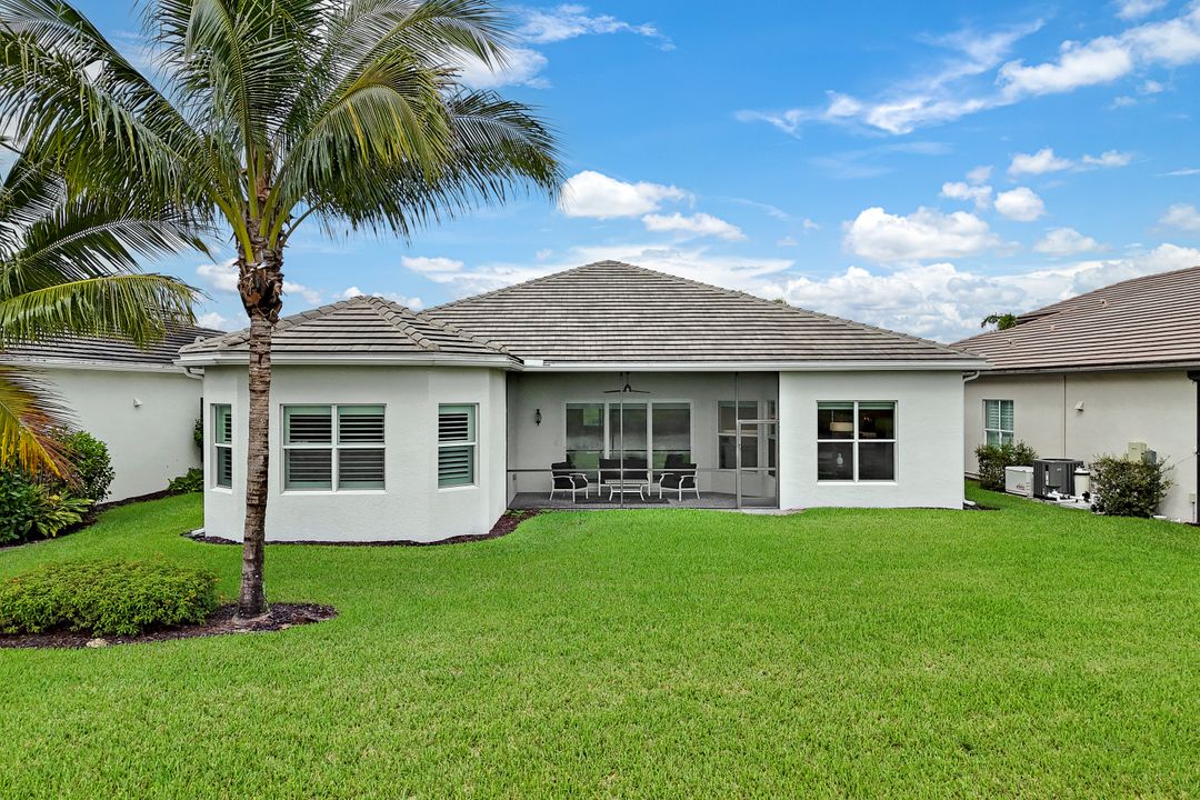 28569 Wharton Dr, Bonita Springs, FL 34135