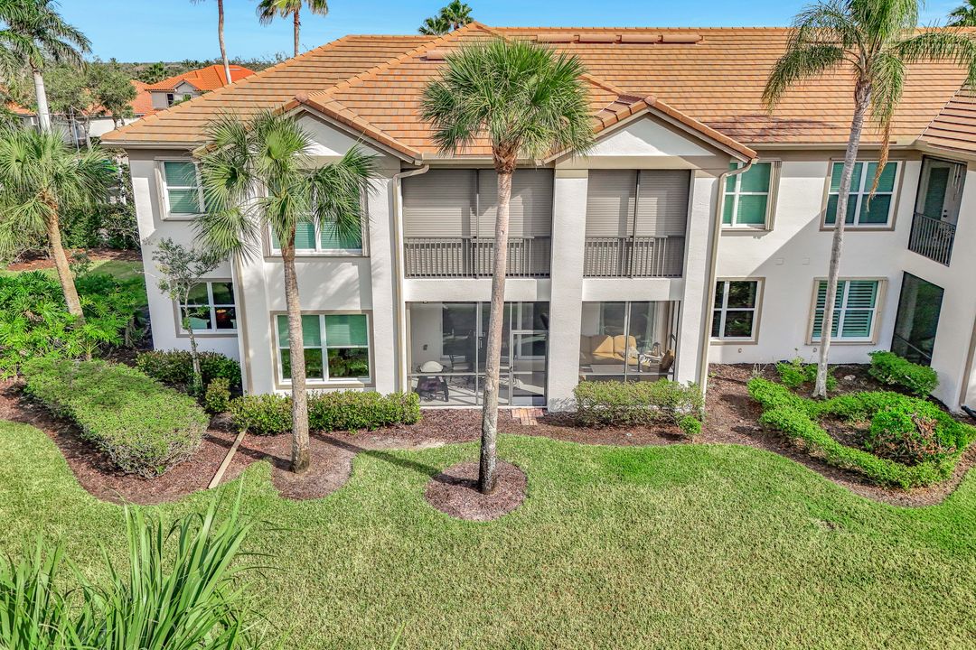 9193 Quartz Ln #102, Naples, FL 34120