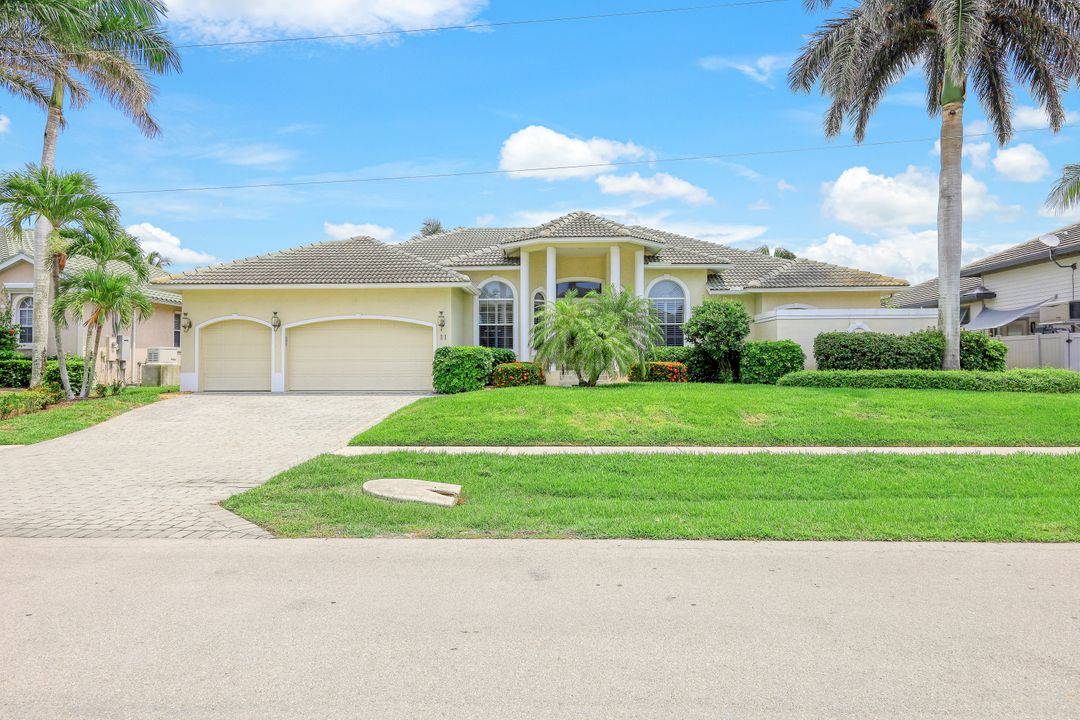 11 Bluehill Ct, Marco Island, FL 34145