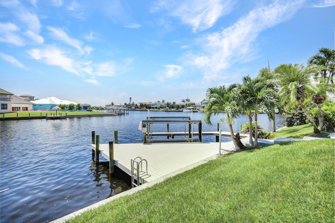 5106 Sands Blvd, Cape Coral, FL 33914