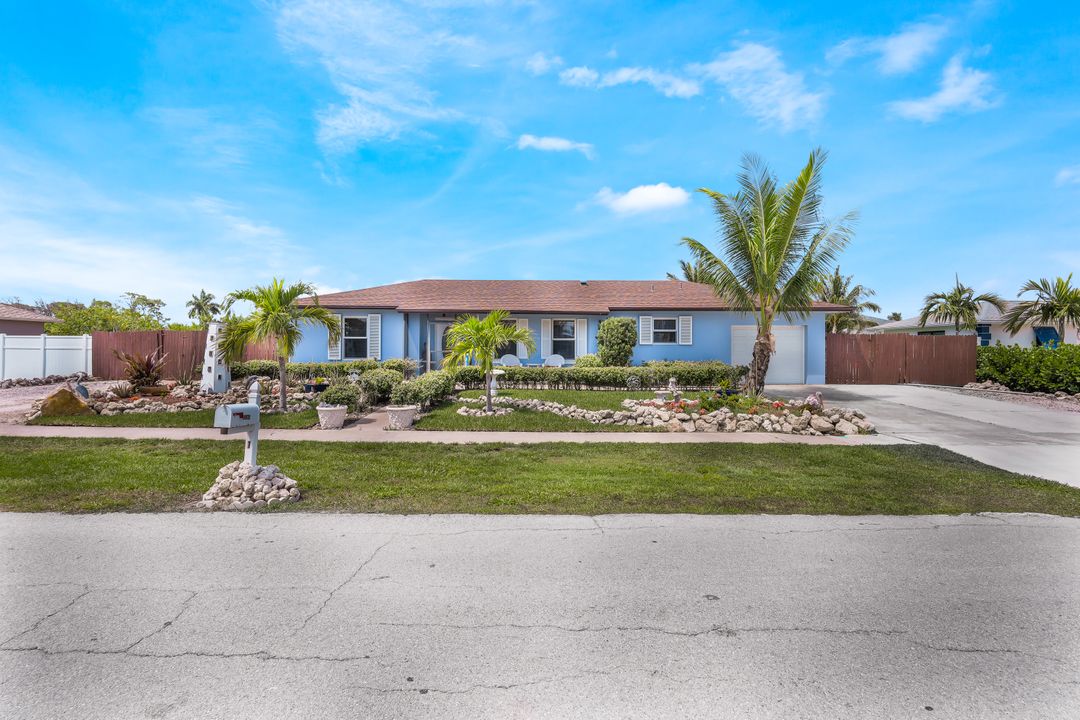 1208 Fruitland Ave, Marco Island, FL 34145