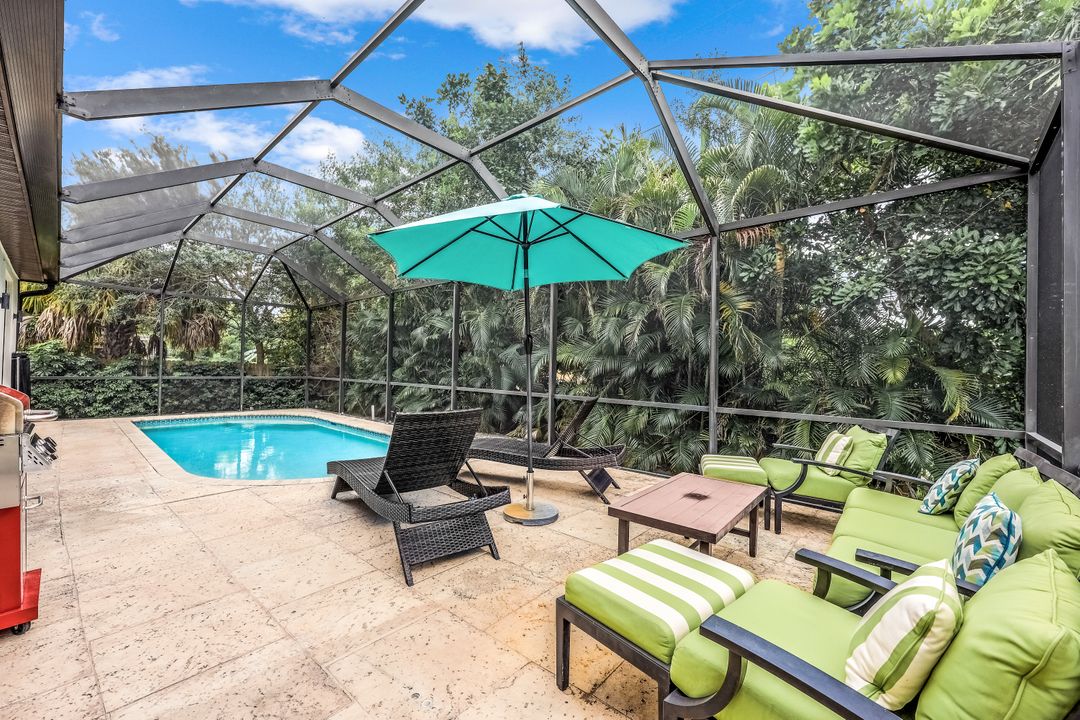 1140 Jeronimo Dr, Naples, FL 34103