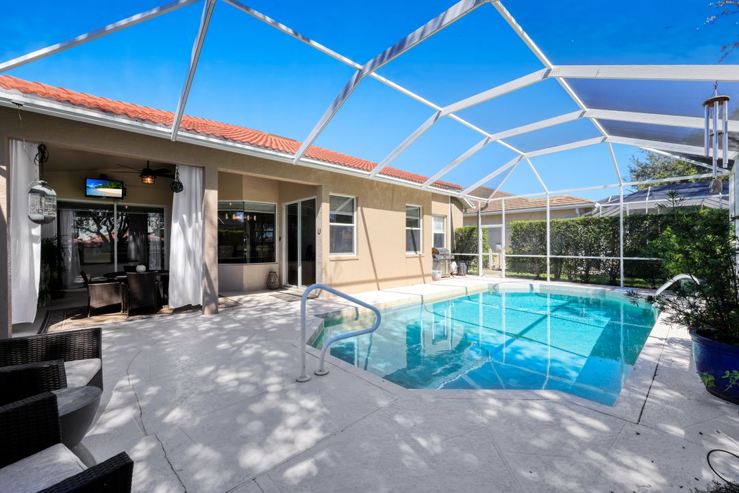 2143 Morning Sun Ln, Naples, FL 34119