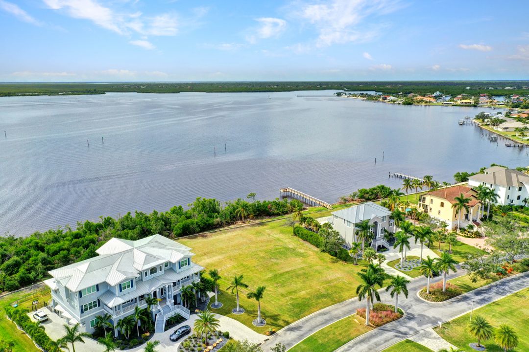 4591 Grassy Point Blvd, Port Charlotte, FL 33952