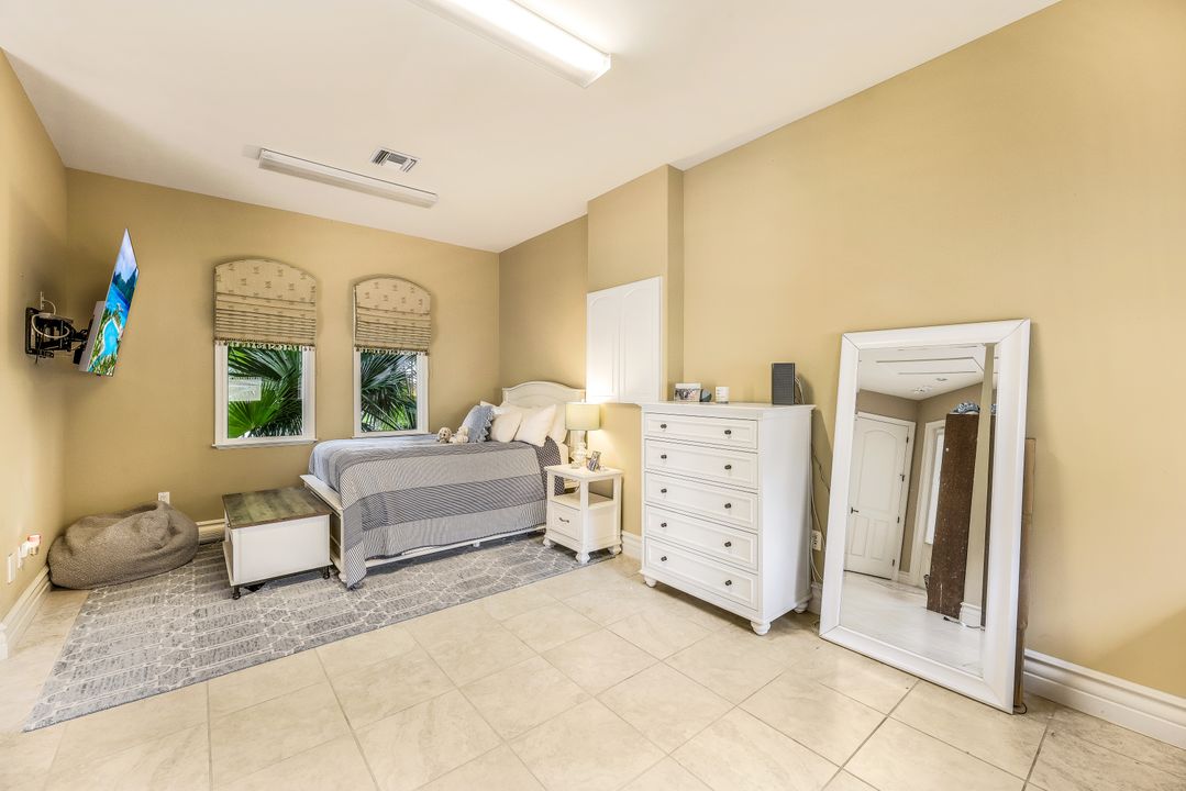 12590 Vittoria Way, Fort Myers, FL 33912