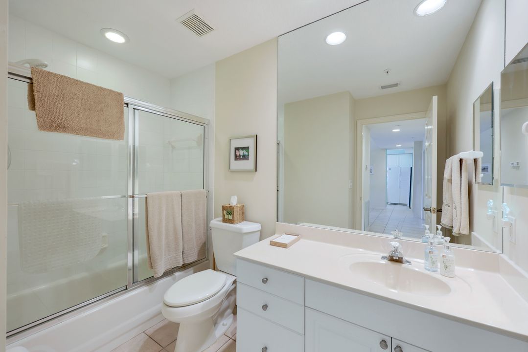 25161 Sandpiper Greens Ct #303, Bonita Springs, FL 34134