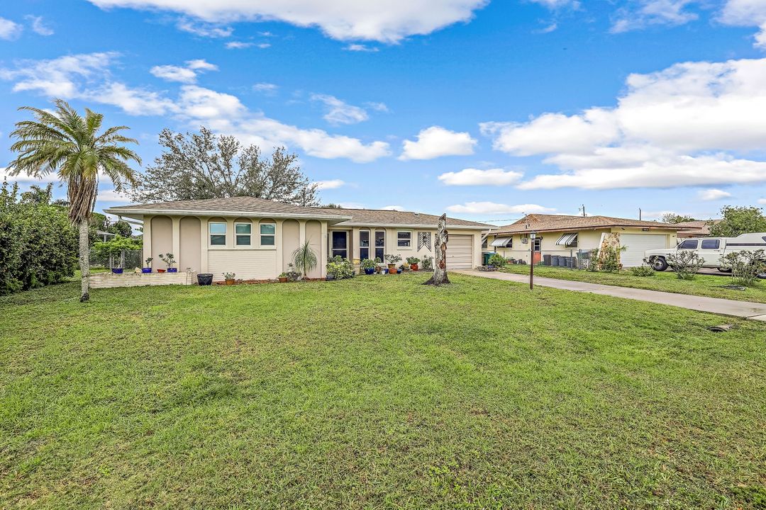 1303 SE 27th Terrace, Cape Coral, FL 33904