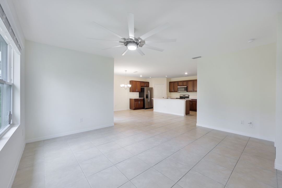 3118 NW 17th Ave, Cape Coral, FL 33993