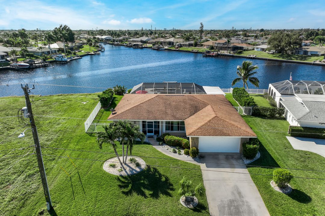 1100 SE 32nd St, Cape Coral, FL 33904