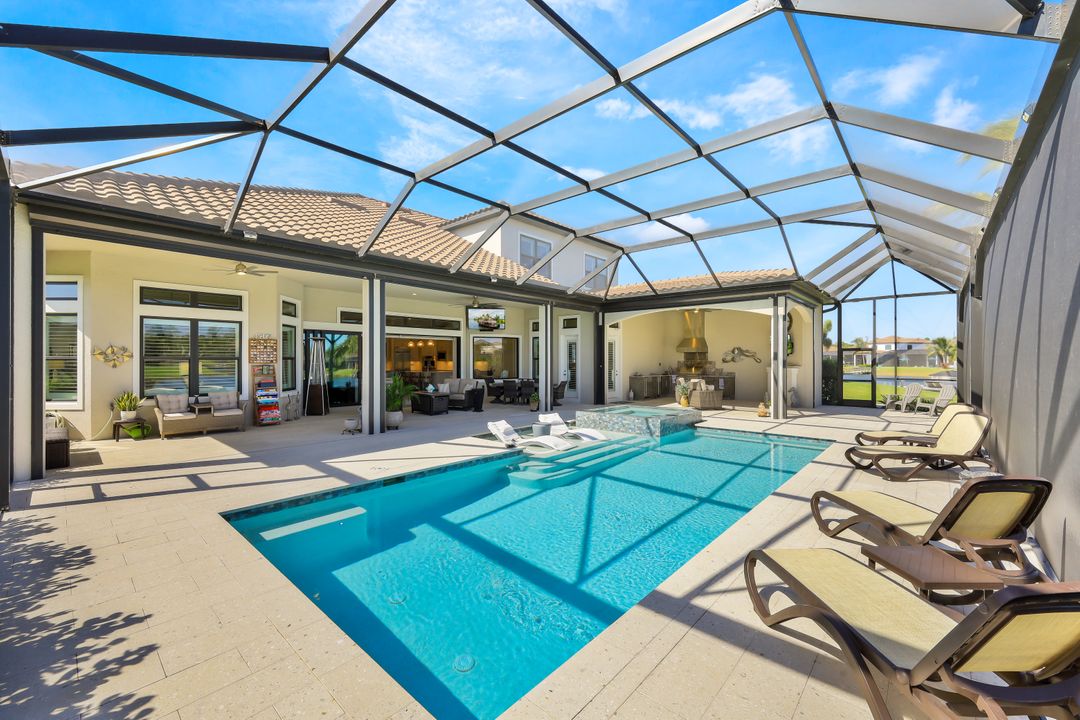 11261 Canal Grande Dr, Fort Myers, FL 33913