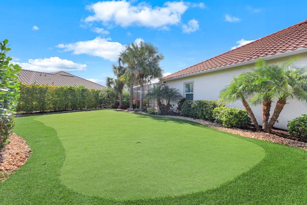 9738 Nickel Ridge Cir, Naples, FL 34120