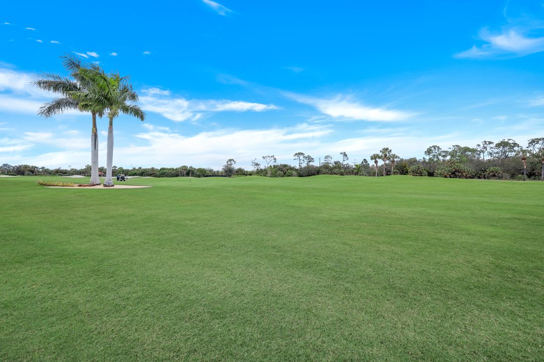 6025 Pinnacle Ln #6-602, Naples, FL 34110