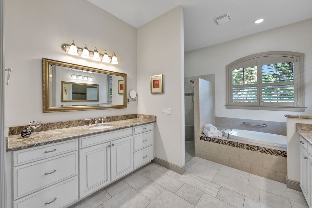 3732 Woodlake Dr, Bonita Springs, FL 34134