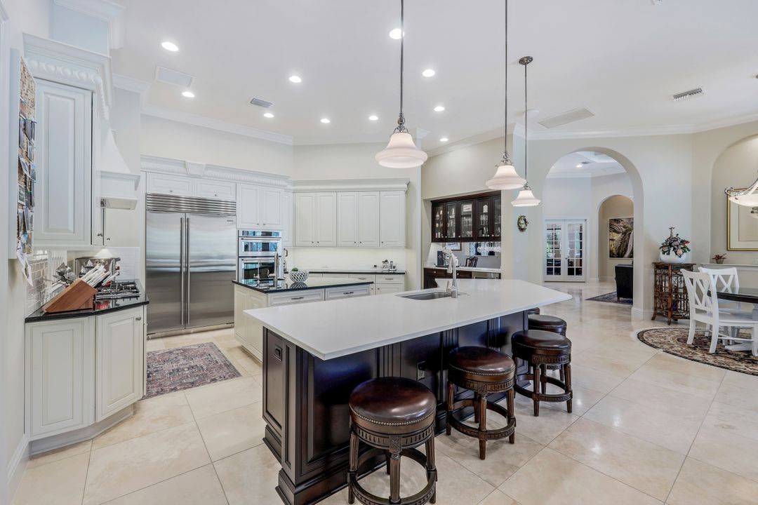 9243 Marble Stone Dr, Naples, FL 34120