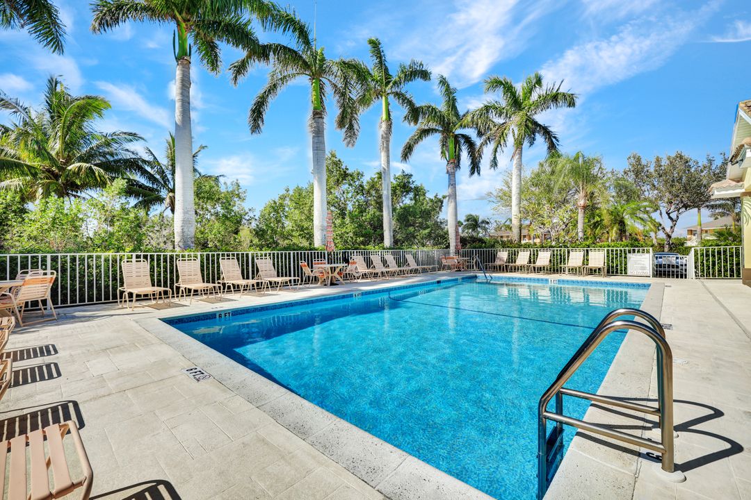 1006 Mainsail Dr #224, Naples, FL 34114