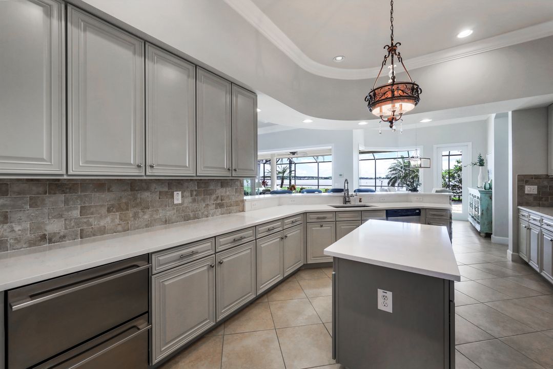 9406 Copper Canyon Ct, Naples, FL 34120