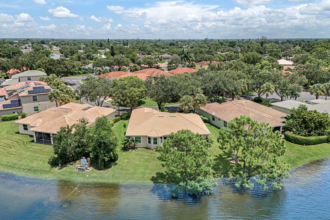 3768 Baldwin Ln, Naples, FL 34116