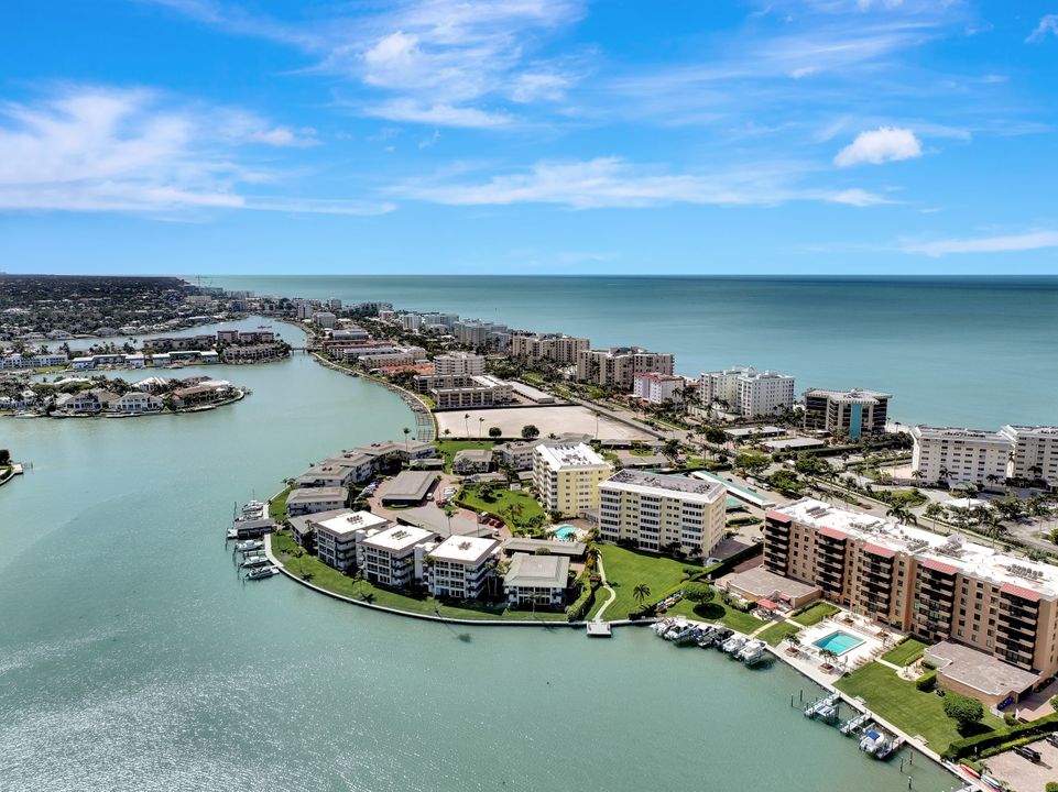 3420 Gulf Shore Blvd N #21, Naples, FL 34103