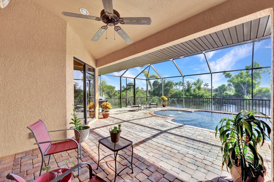 2005 NW 7th Ave, Cape Coral, FL 33993