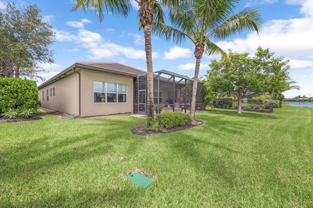 28700 Montecristo Loop, Bonita Springs, FL 34135