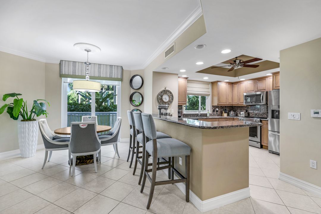 2728 Tiburon Blvd E, Naples, FL 34109