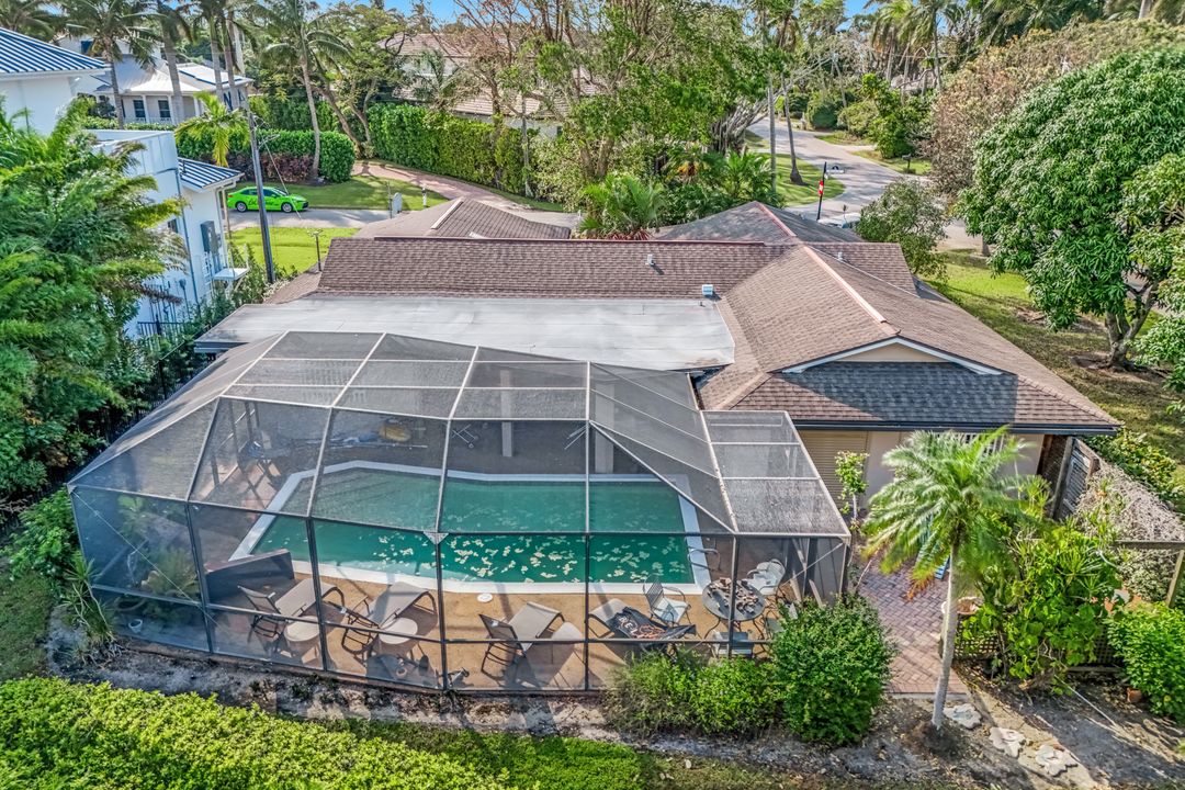 2125 Marina Dr, Naples, FL 34102