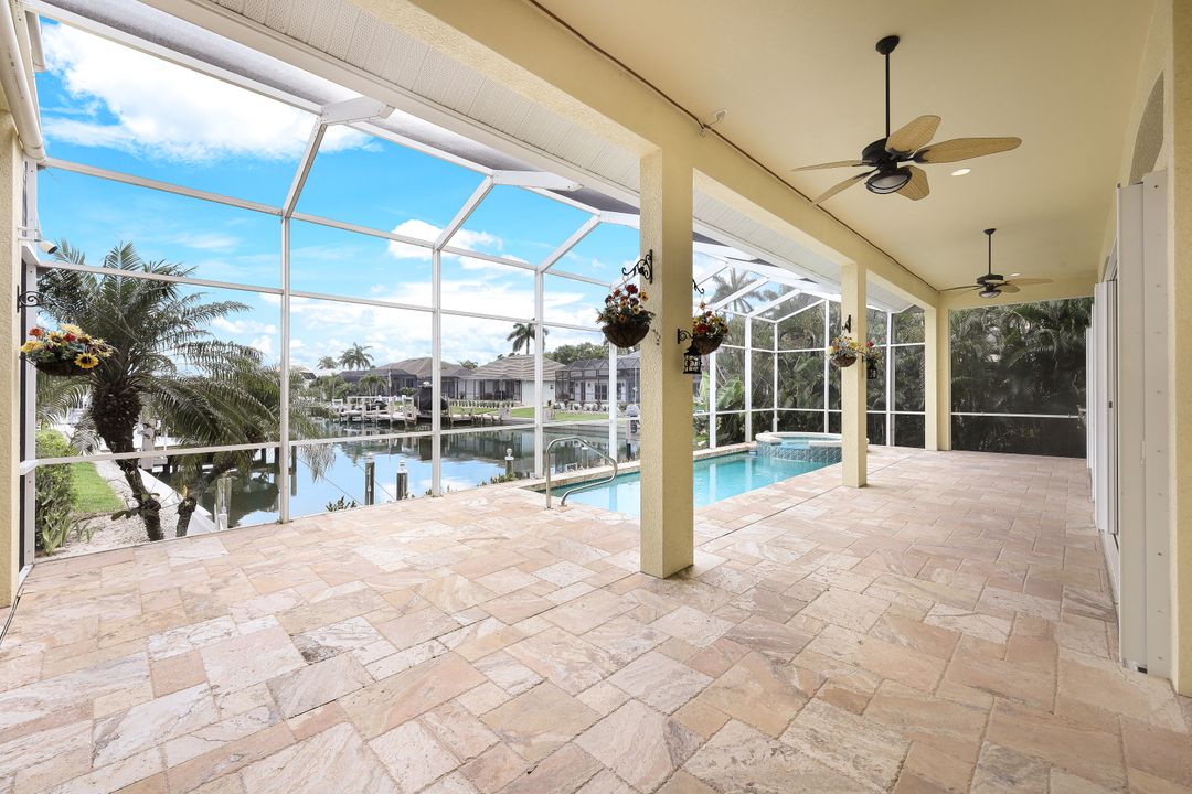 514 N Barfield Dr, Marco Island, FL 34145