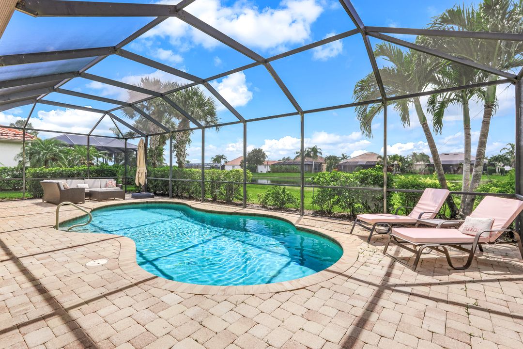 9412 Copper Rock Ct, Naples, FL 34120