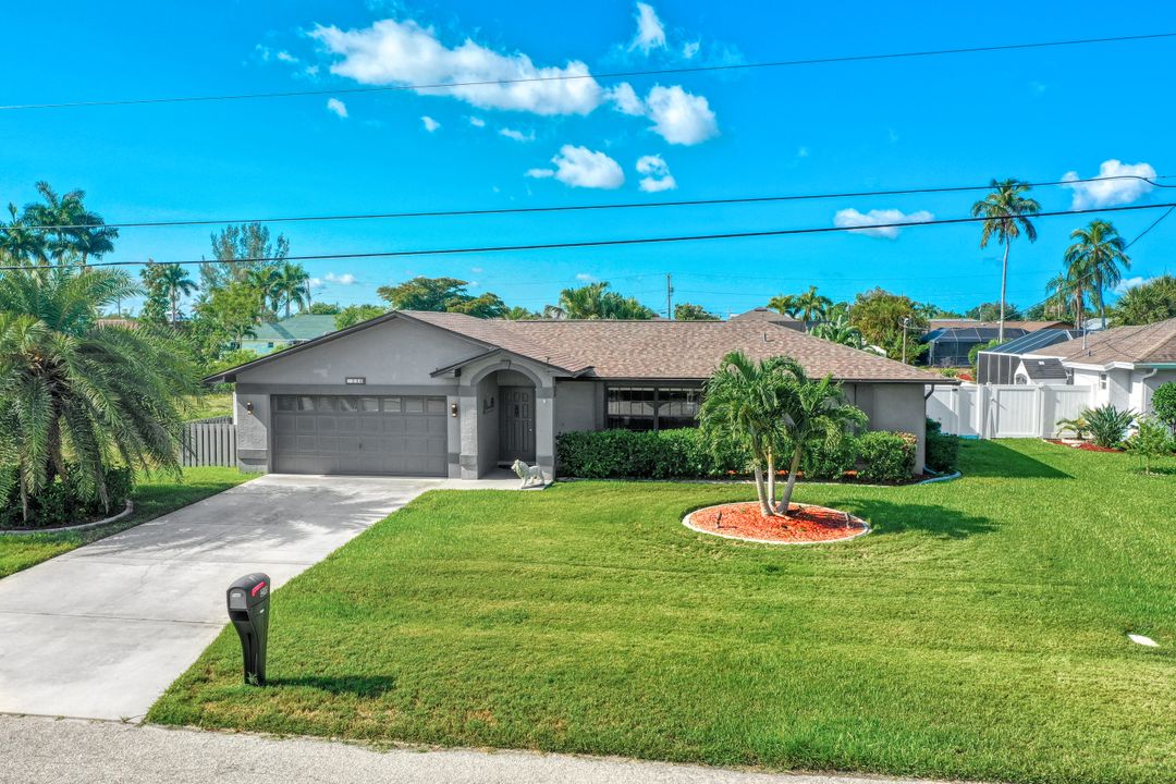 210 SE 29th St, Cape Coral, FL 33904