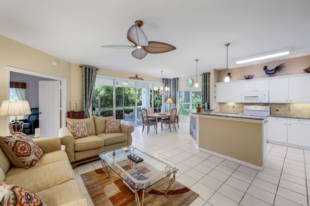 5330 Andover Dr #102, Naples, FL 34110