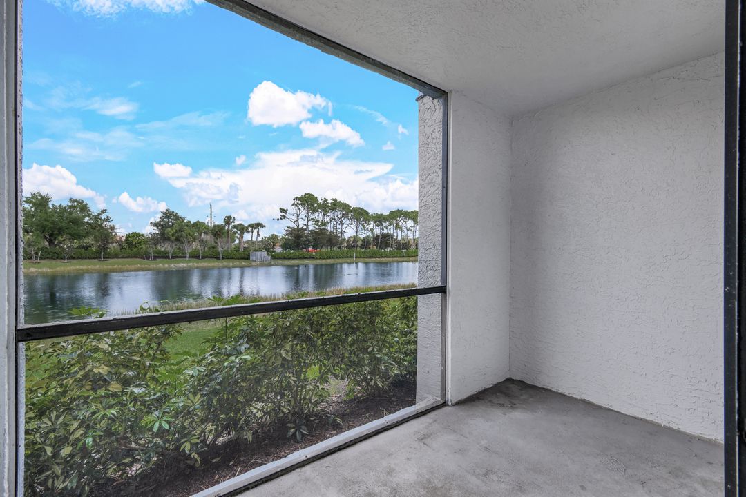 13565 Eagle Ridge Dr  #1114, Fort Myers, FL 33912