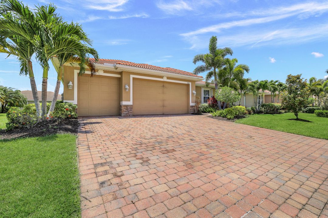 3120 Scarlet Oak Pl, North Fort Myers, FL 33903