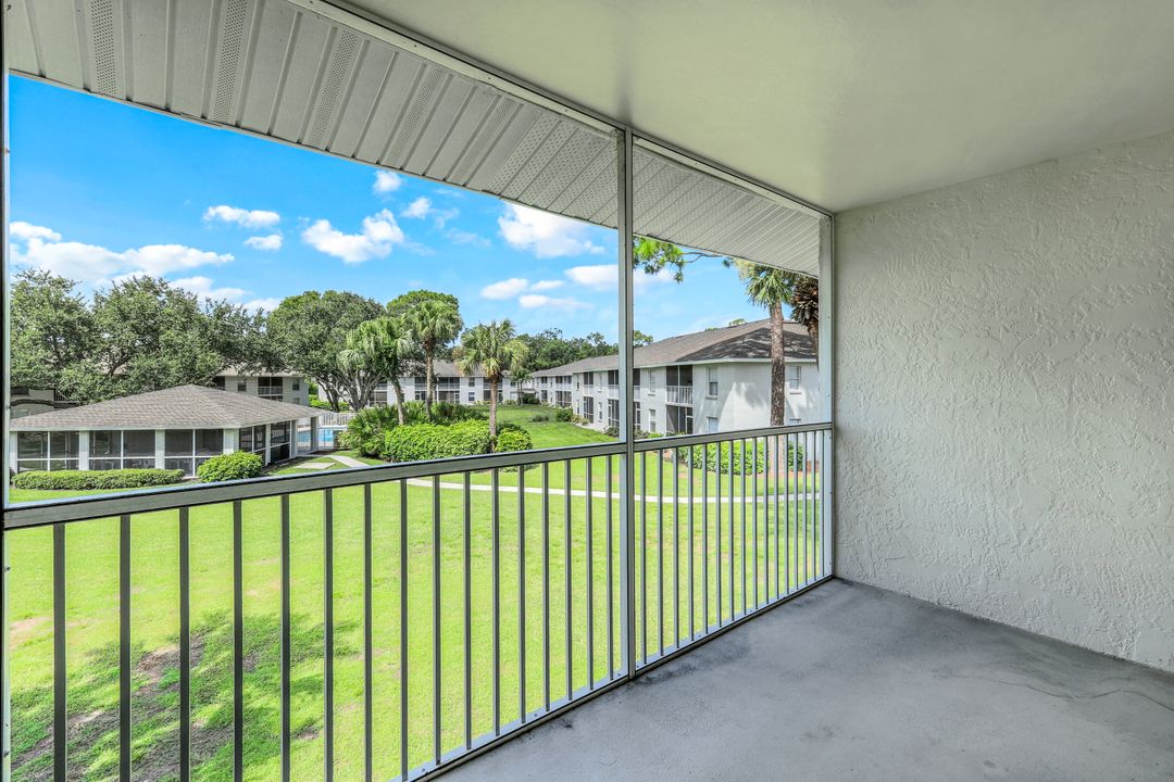 1343 Churchill Cir  #202, Naples, FL 34116