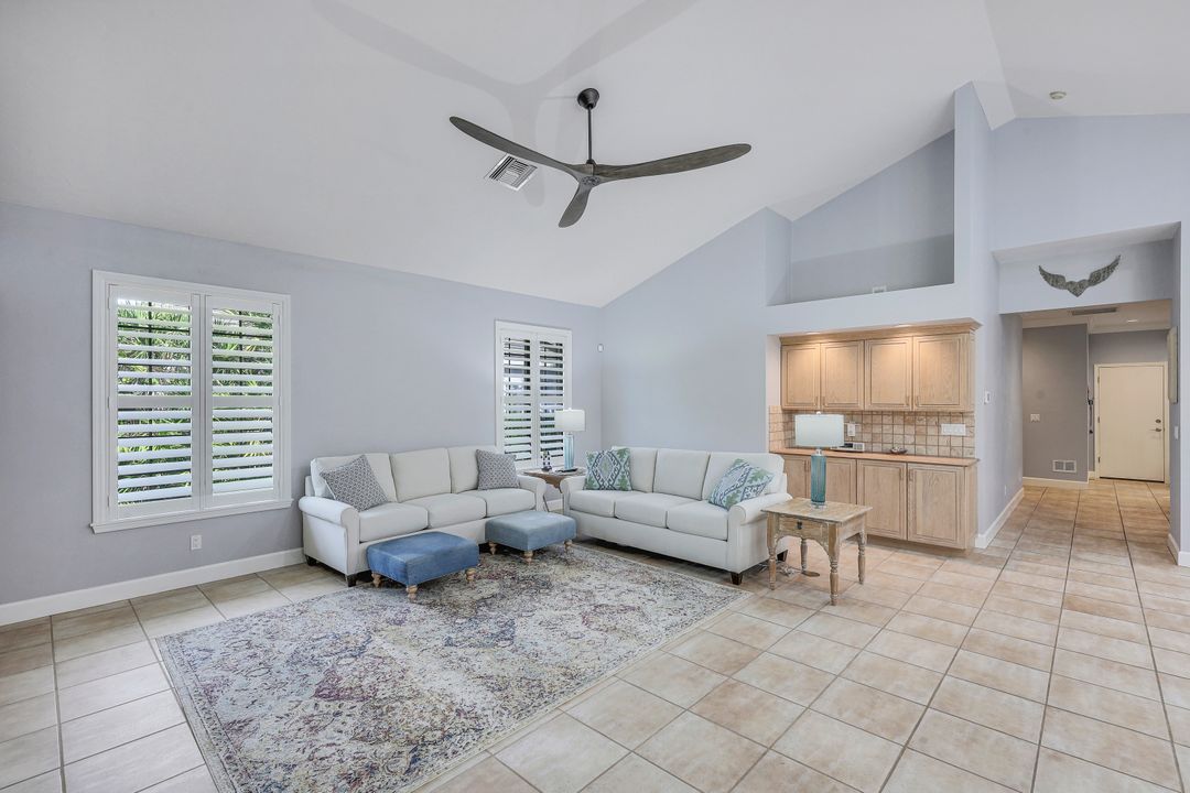 3311 Creekview Dr, Bonita Springs, FL 34134