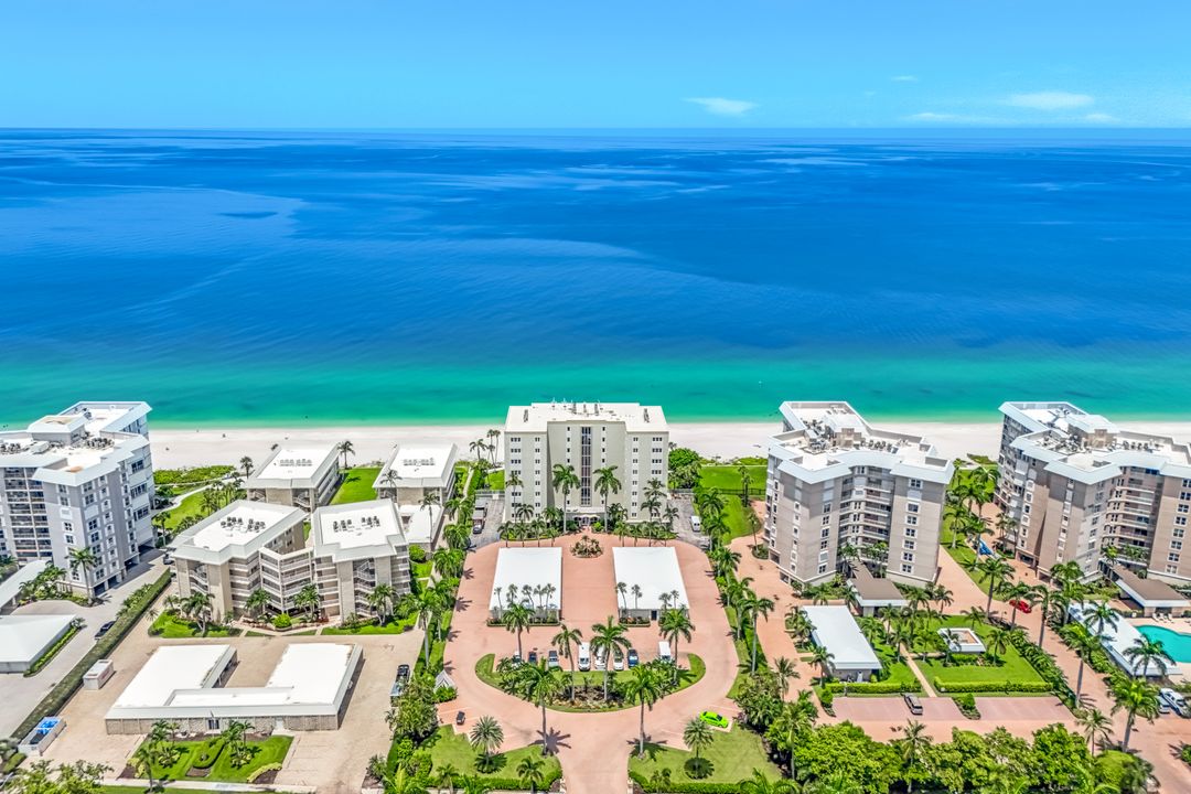 2885 Gulf Shore Blvd N #802, Naples, FL 34103