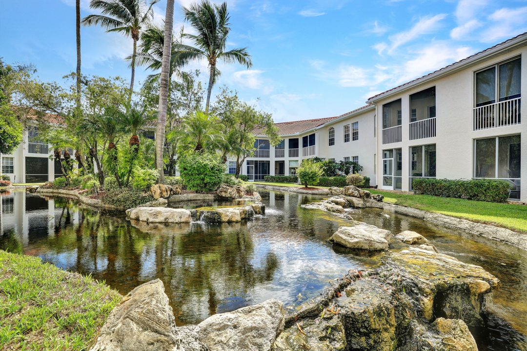 700 Lambiance Cir #205, Naples, FL 34108