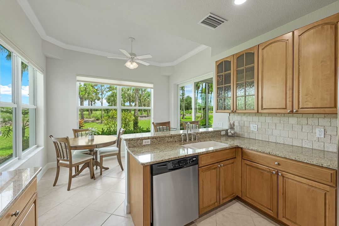 9204 Quartz Ln #101, Naples, FL 34120